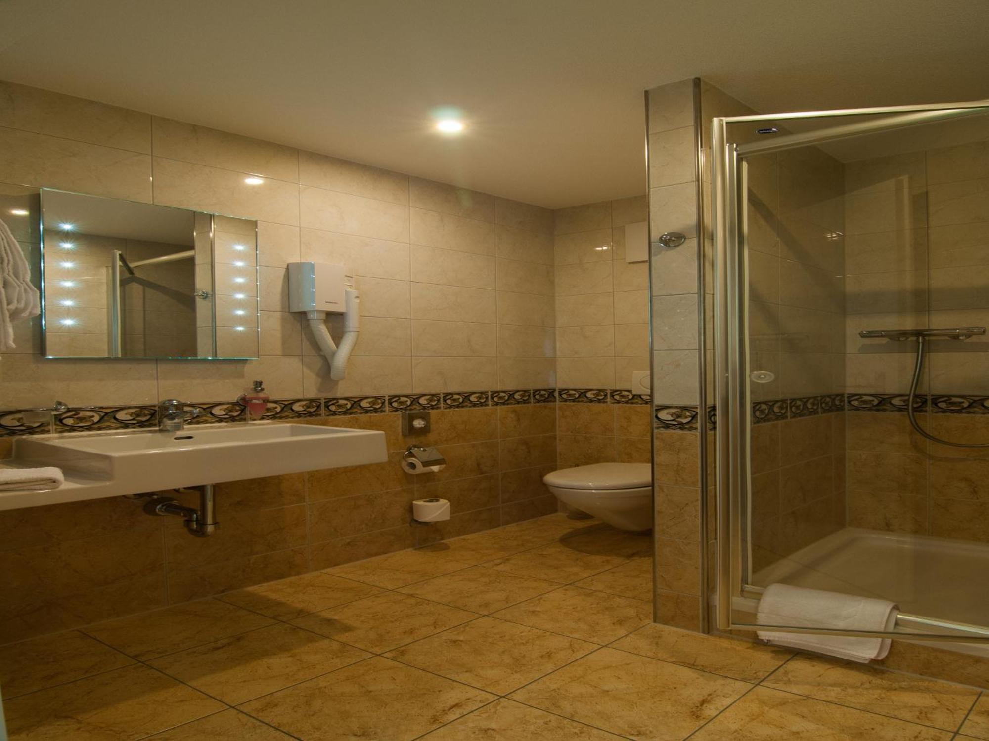 Hotel Seeburg - Adults Only Ringgenberg Ngoại thất bức ảnh